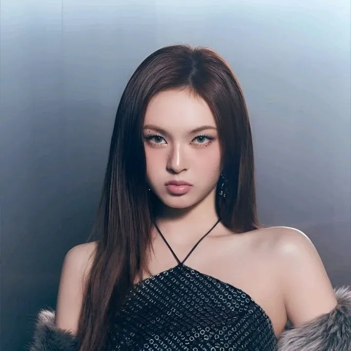 Latest photo of Siyeon (DREAMCATCHER)