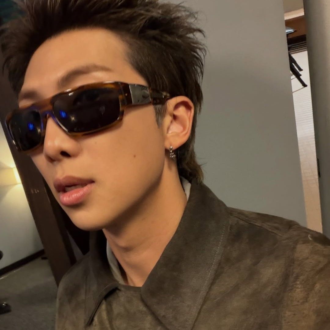 RM (BTS)の舞台裏ショット