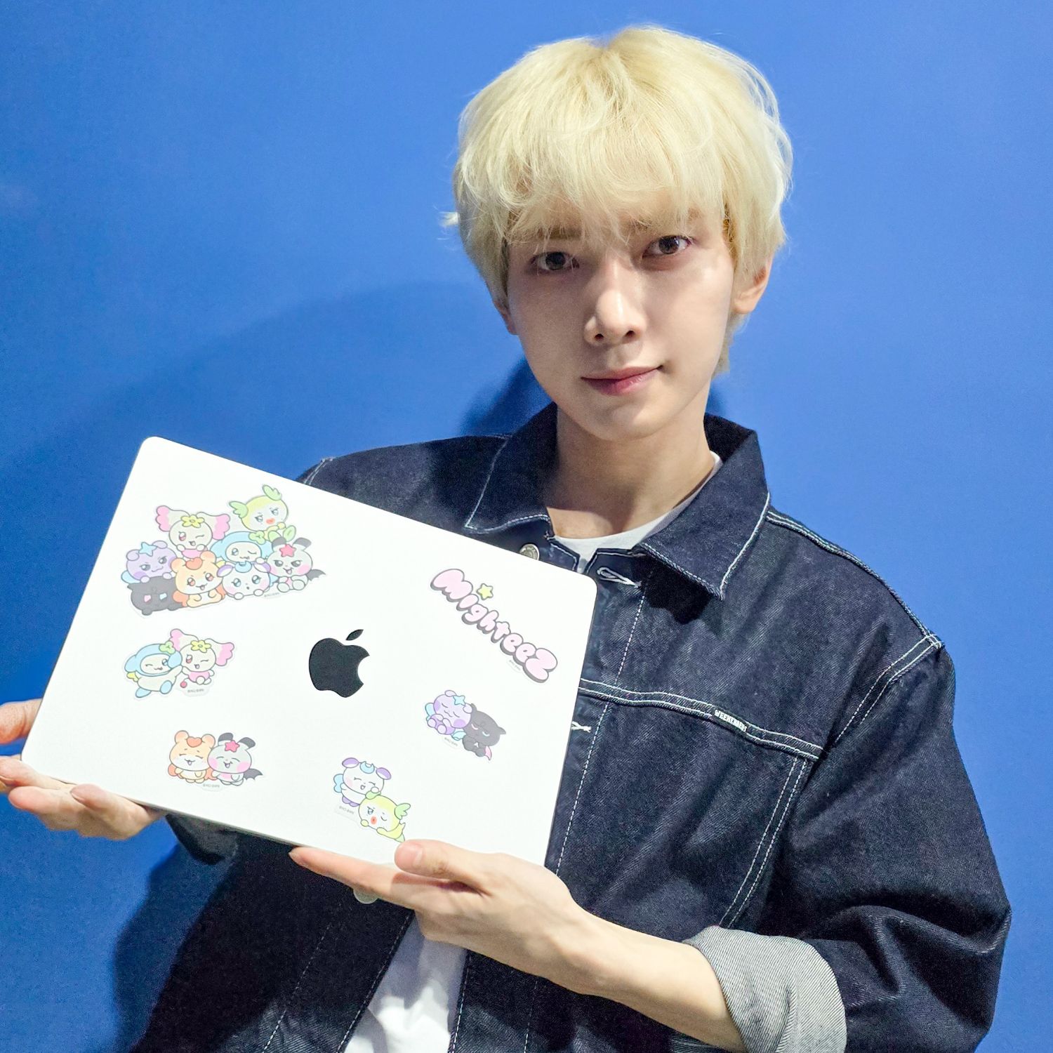 에이티즈의 비하인드 컷