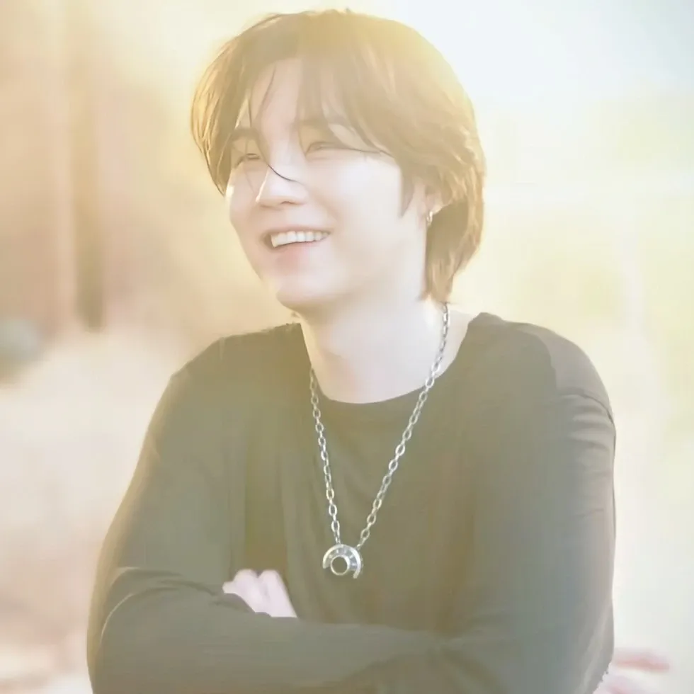 슈가 (방탄소년단) 최근 활동샷