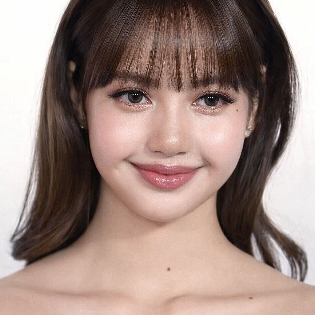 Momen yang diabadikan oleh penggemar Lisa (BLACKPINK)