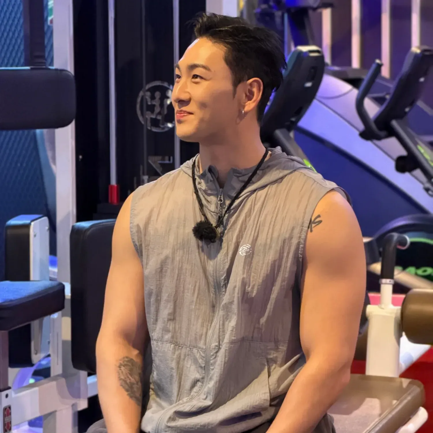 백호의 비하인드 컷