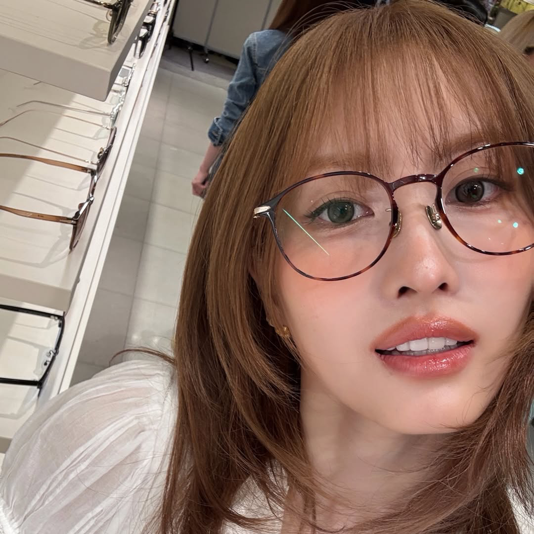 Momen yang diabadikan oleh penggemar Momo (TWICE)
