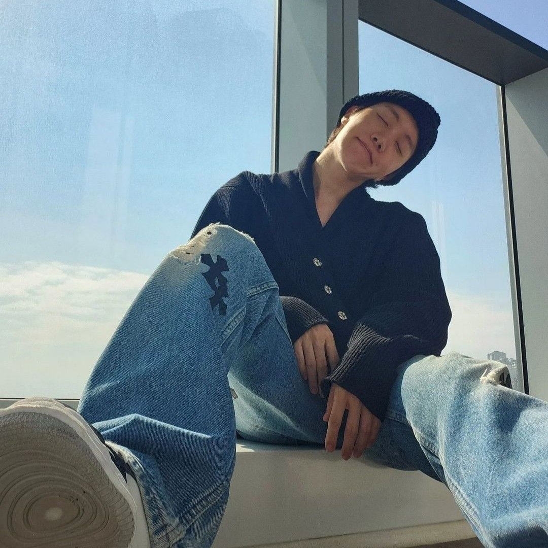 제이홉 (방탄소년단) 최근 활동샷