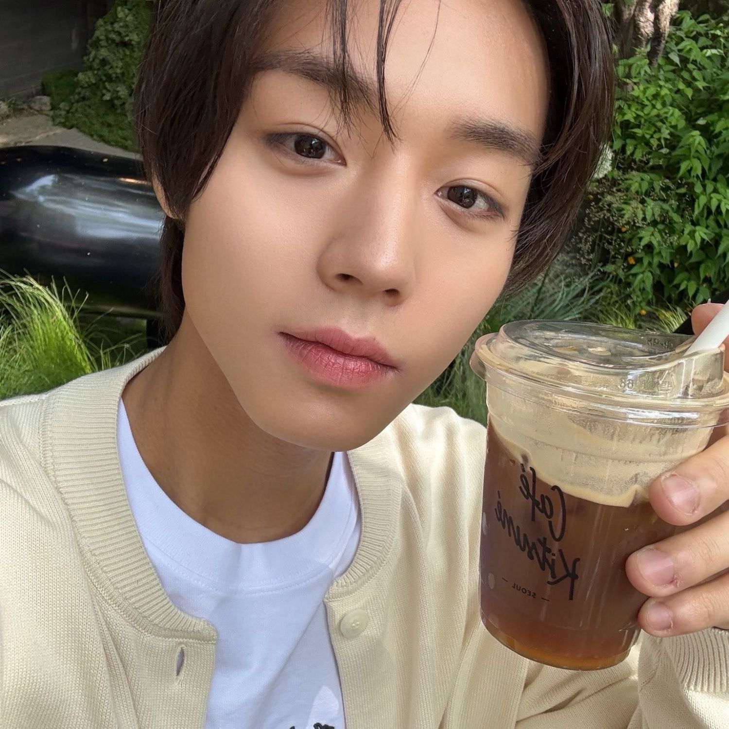 パク・ジフンの舞台裏ショット