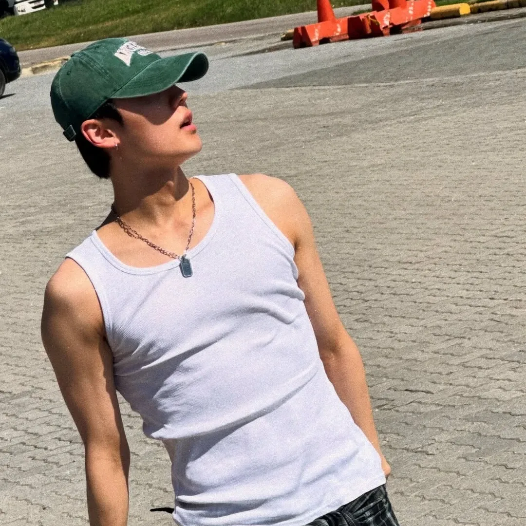 Latest photo of Chan (A.C.E)