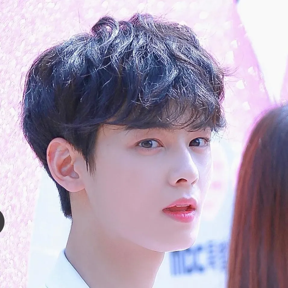 ASTROの最近の活動写真