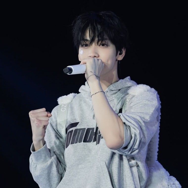 A moment captured by Soobin (TOMORROW X TOGETHER)'s fan