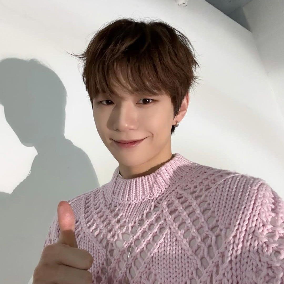 강다니엘의 최신 사진