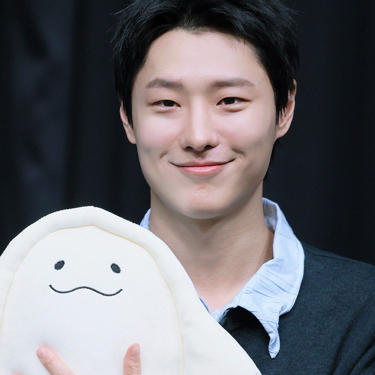 Behind-the-scenes cut of WOODZ