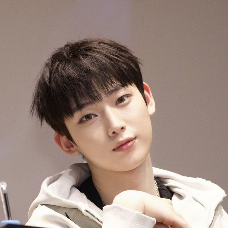 Foto aktivitas terbaru Sunoo (ENHYPEN)