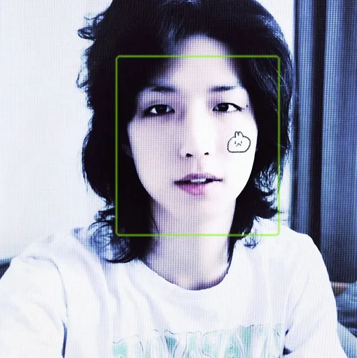 Latest photo of Jun Han (Xdinary Heroes)