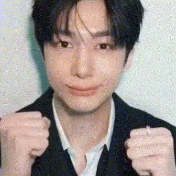 亨元 (MONSTA X)的最新照片