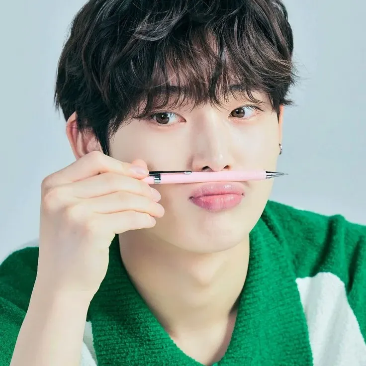 선우 (ENHYPEN) 최근 활동샷