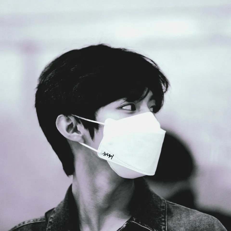 キム・ウソクの舞台裏ショット