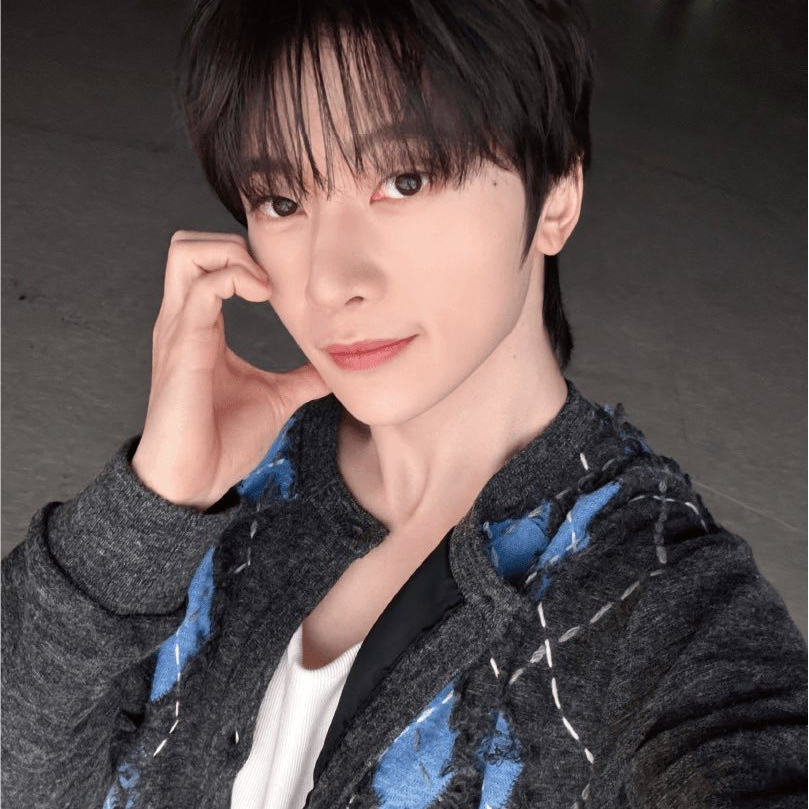 석매튜 (제로베이스원) 최근 활동샷