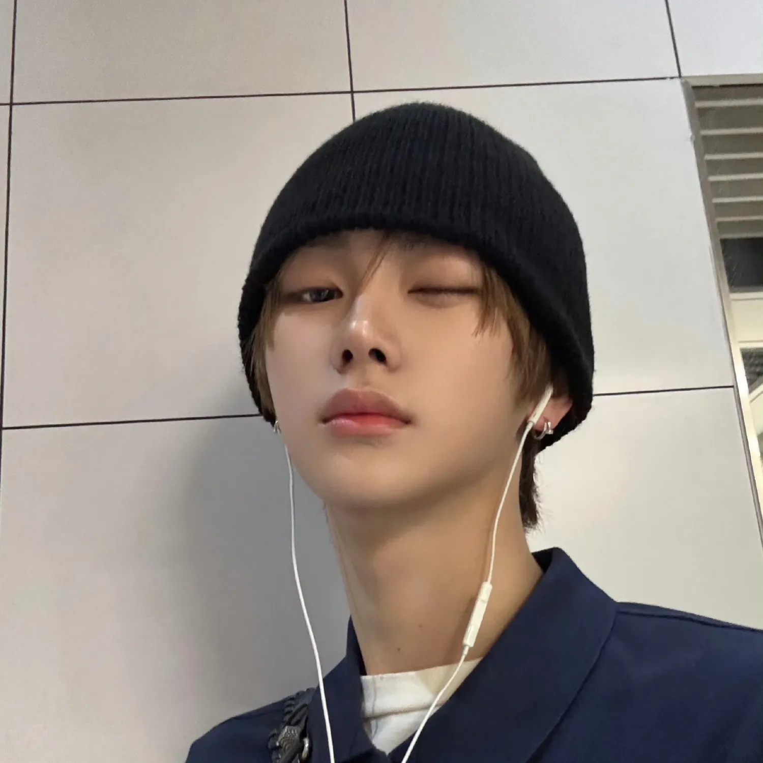 A moment captured by Zhou Anxin (ALPHA DRIVE ONE)'s fan