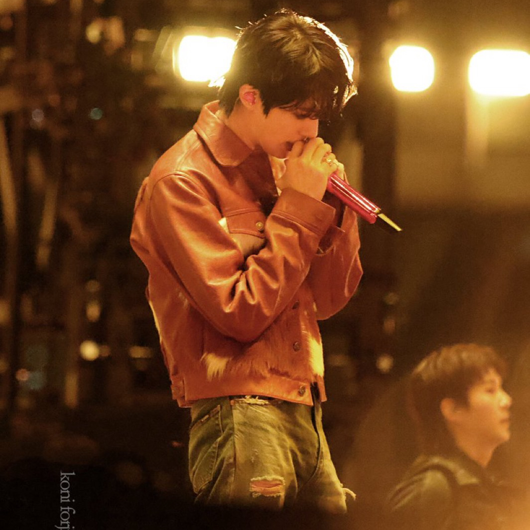 진 (방탄소년단)의 비하인드 컷