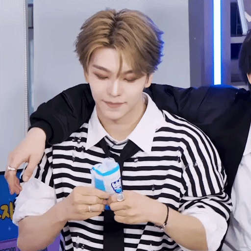 Recent activity shot of He Xinlong (ALPHA DRIVE ONE)