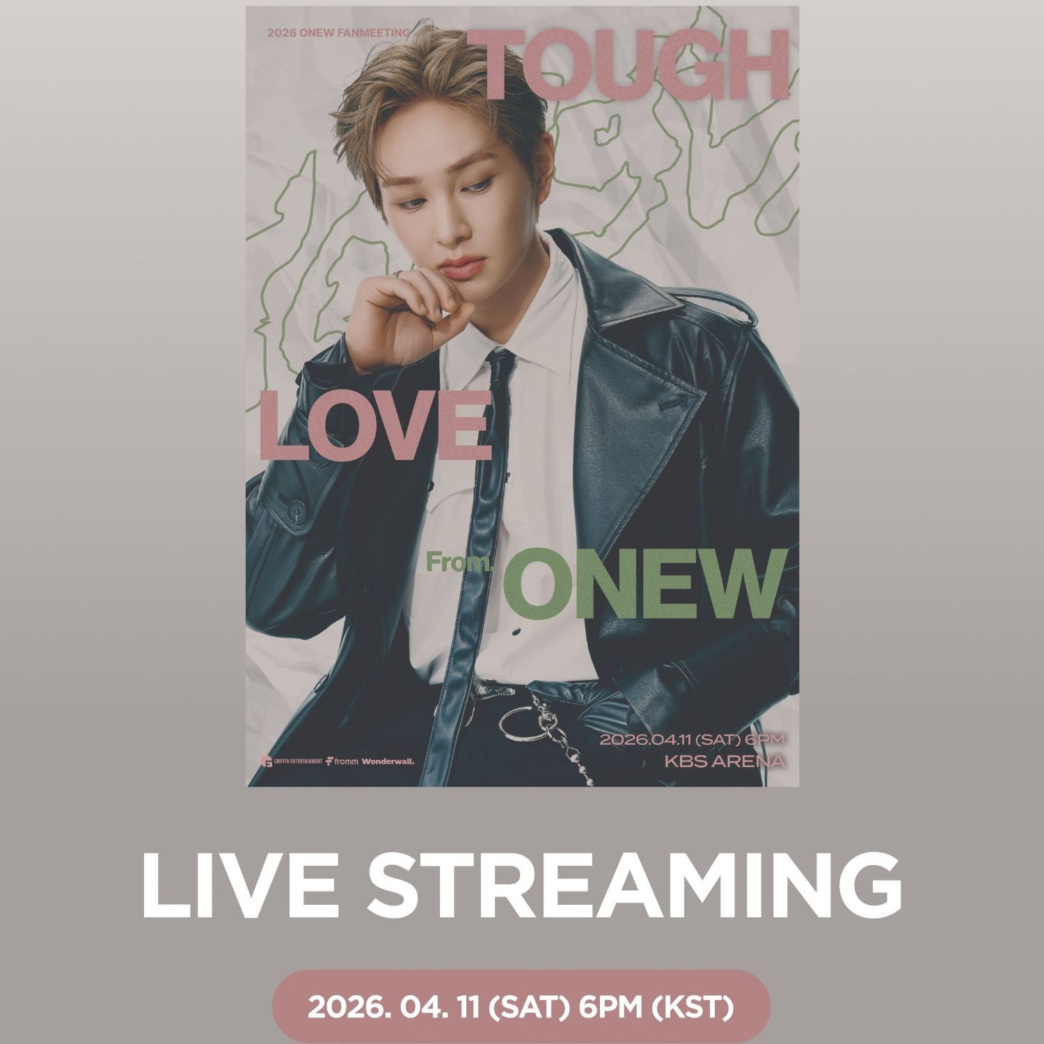 A moment captured by Onew (SHINee)'s fan