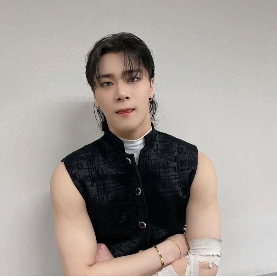 Behind-the-scenes cut of Moonbin (ASTRO)