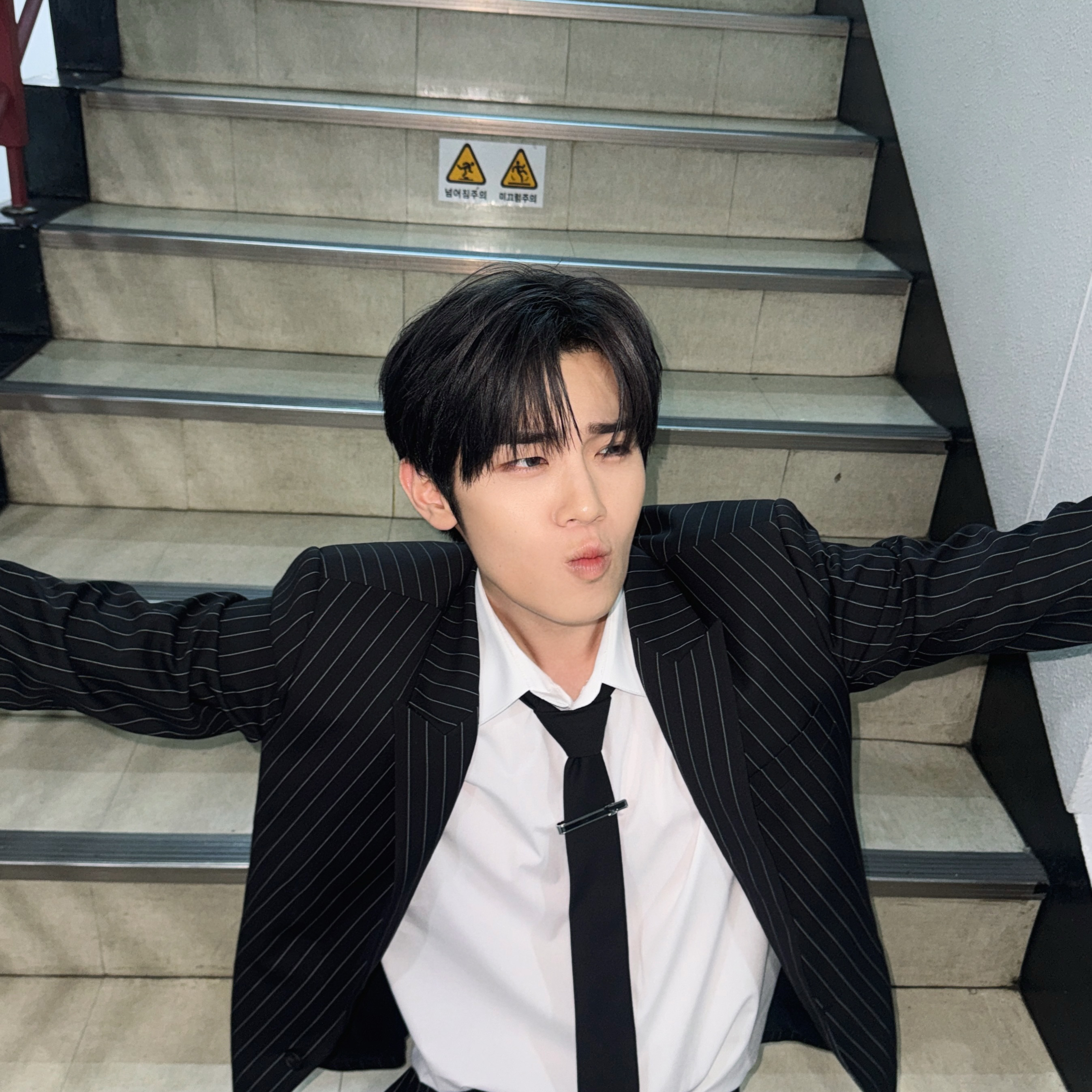 Latest photo of Kim Taerae (ZEROBASEONE)
