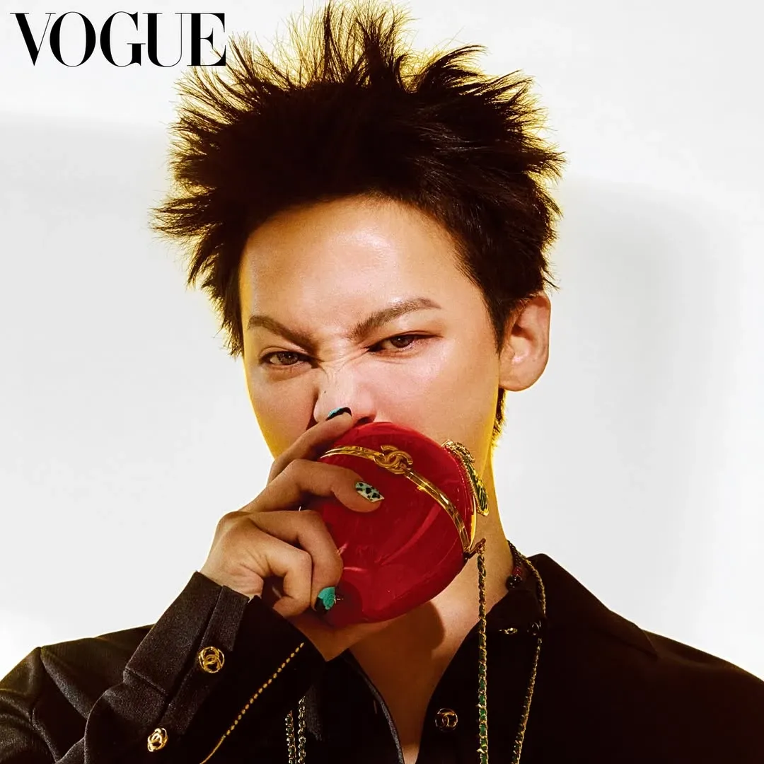 Behind-the-scenes cut of G-DRAGON (BIGBANG)