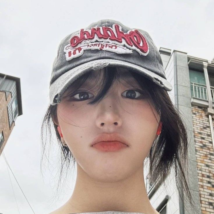 Recent activity shot of Park Sohyun (tripleS)