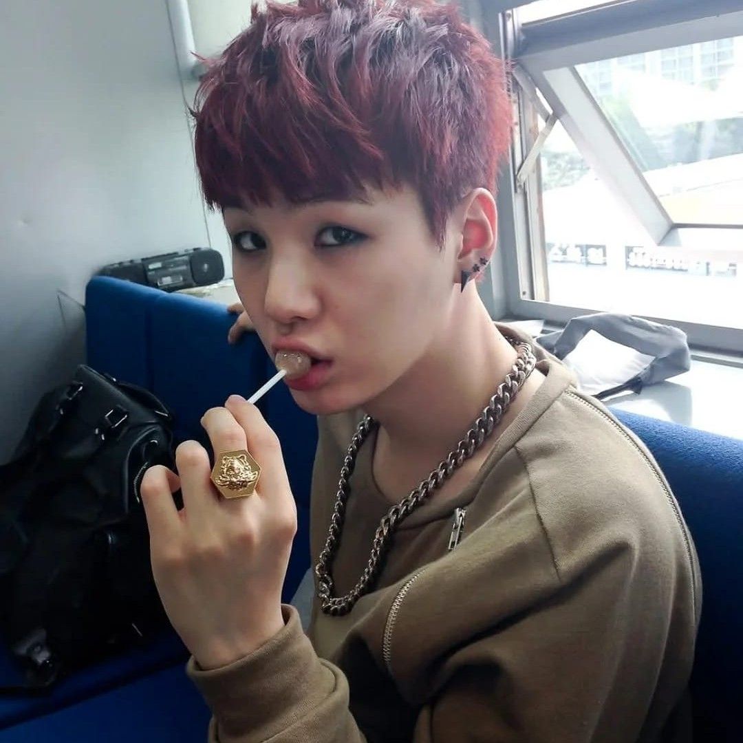 Momen yang diabadikan oleh penggemar BTS