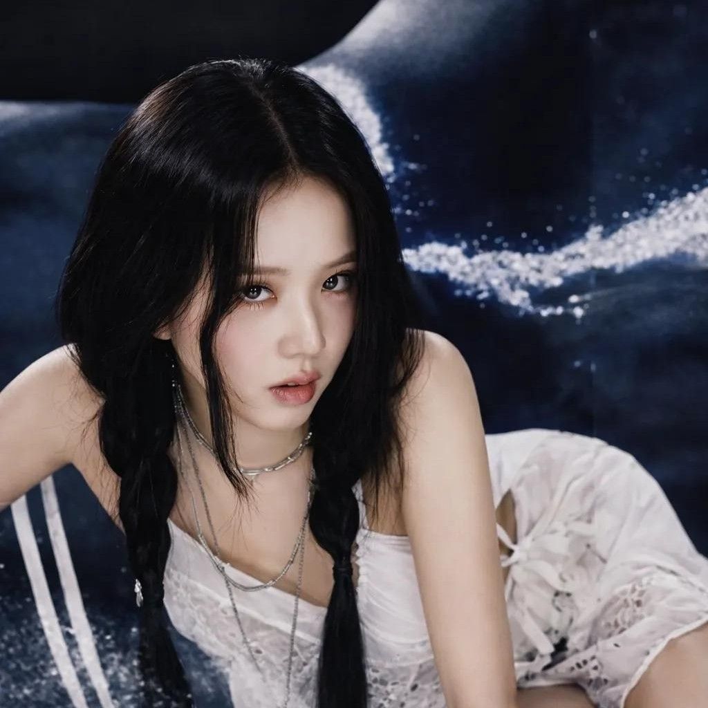 Latest photo of Jisoo (BLACKPINK)