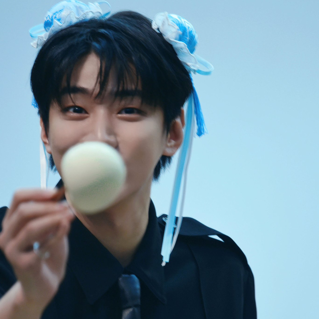 Latest photo of Jaechan (DKZ)