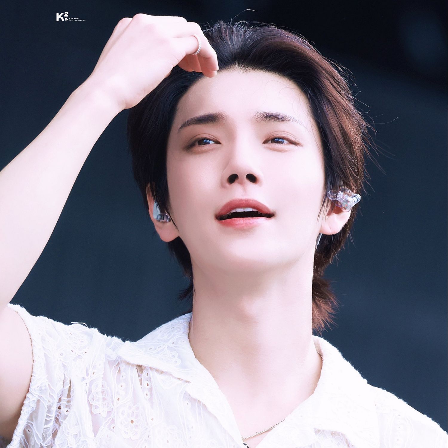 Behind-the-scenes cut of Joshua (SEVENTEEN)