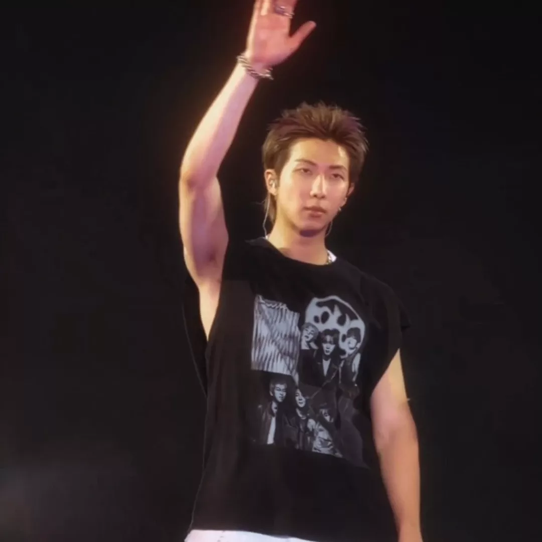 RM (BTS)の最近の活動写真