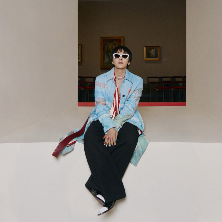 A moment captured by G-DRAGON (BIGBANG)'s fan