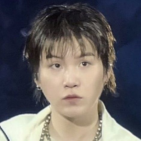 Potret di balik layar SUGA (BTS)