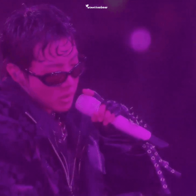 Momen yang diabadikan oleh penggemar Jungkook (BTS)