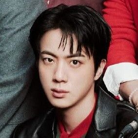 진 (방탄소년단)의 최신 사진