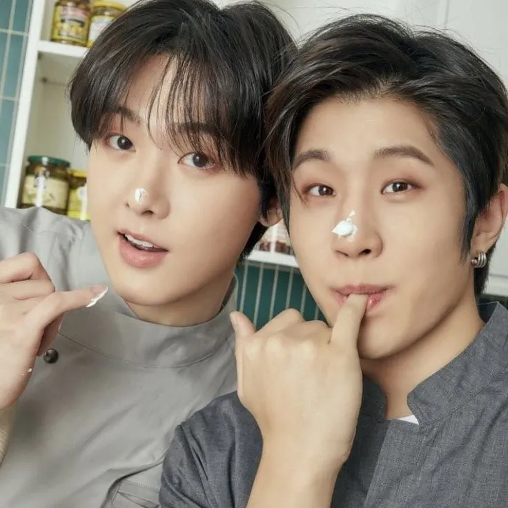 Latest photo of Jinjin (ASTRO)