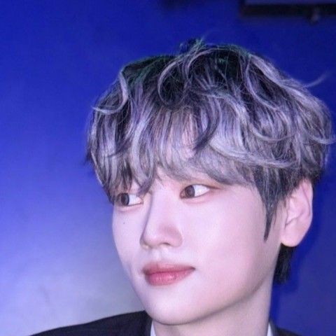 A moment captured by Kang SeokHwa (WEi)'s fan