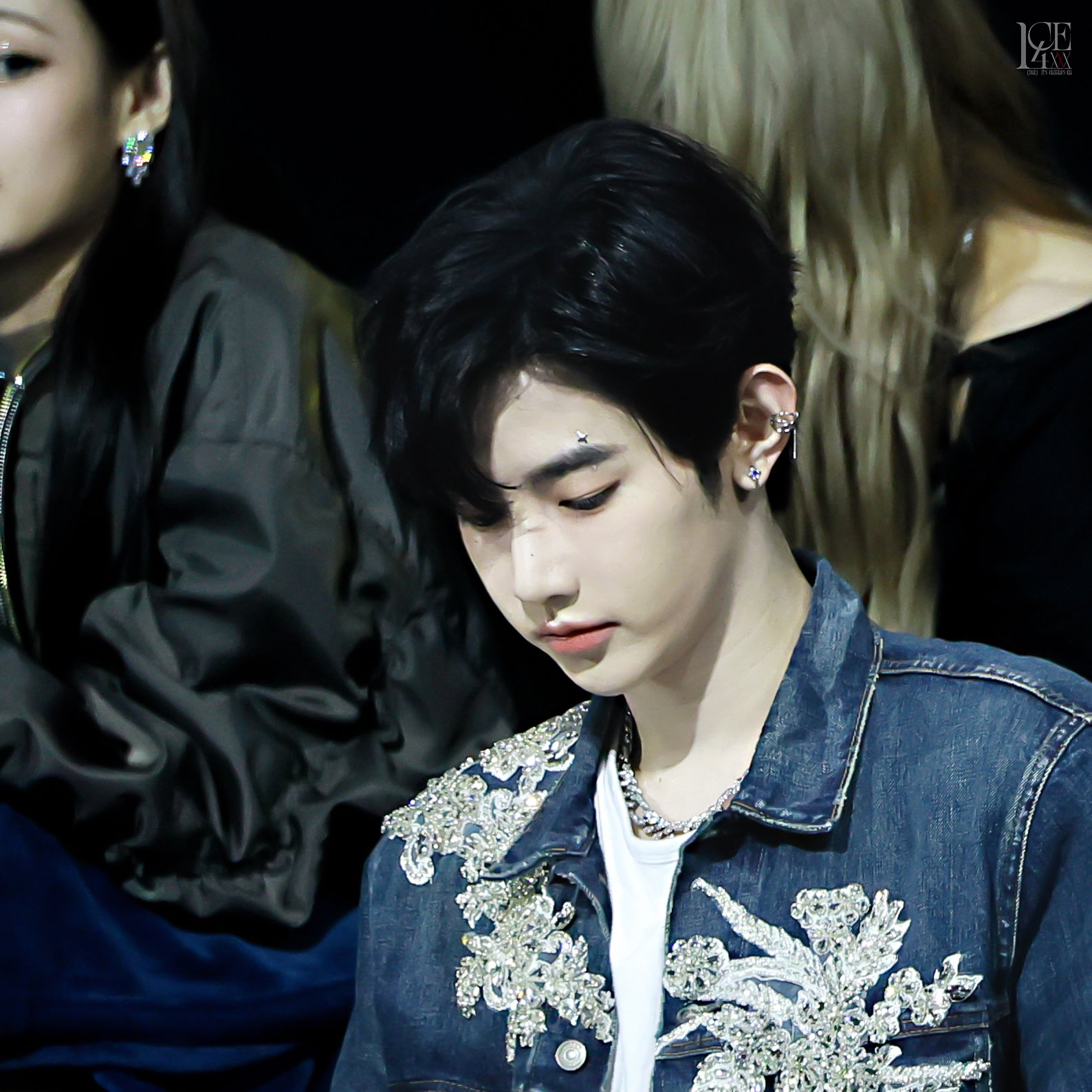 A moment captured by Zhang Hao (AND2BLE)'s fan
