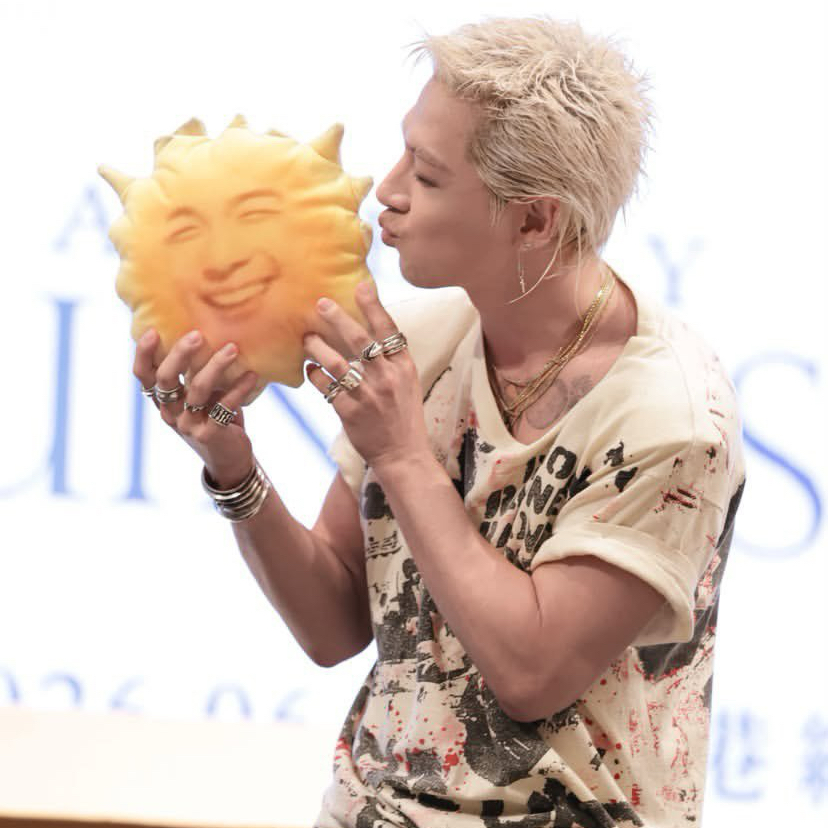 A moment captured by Taeyang (BIGBANG)'s fan