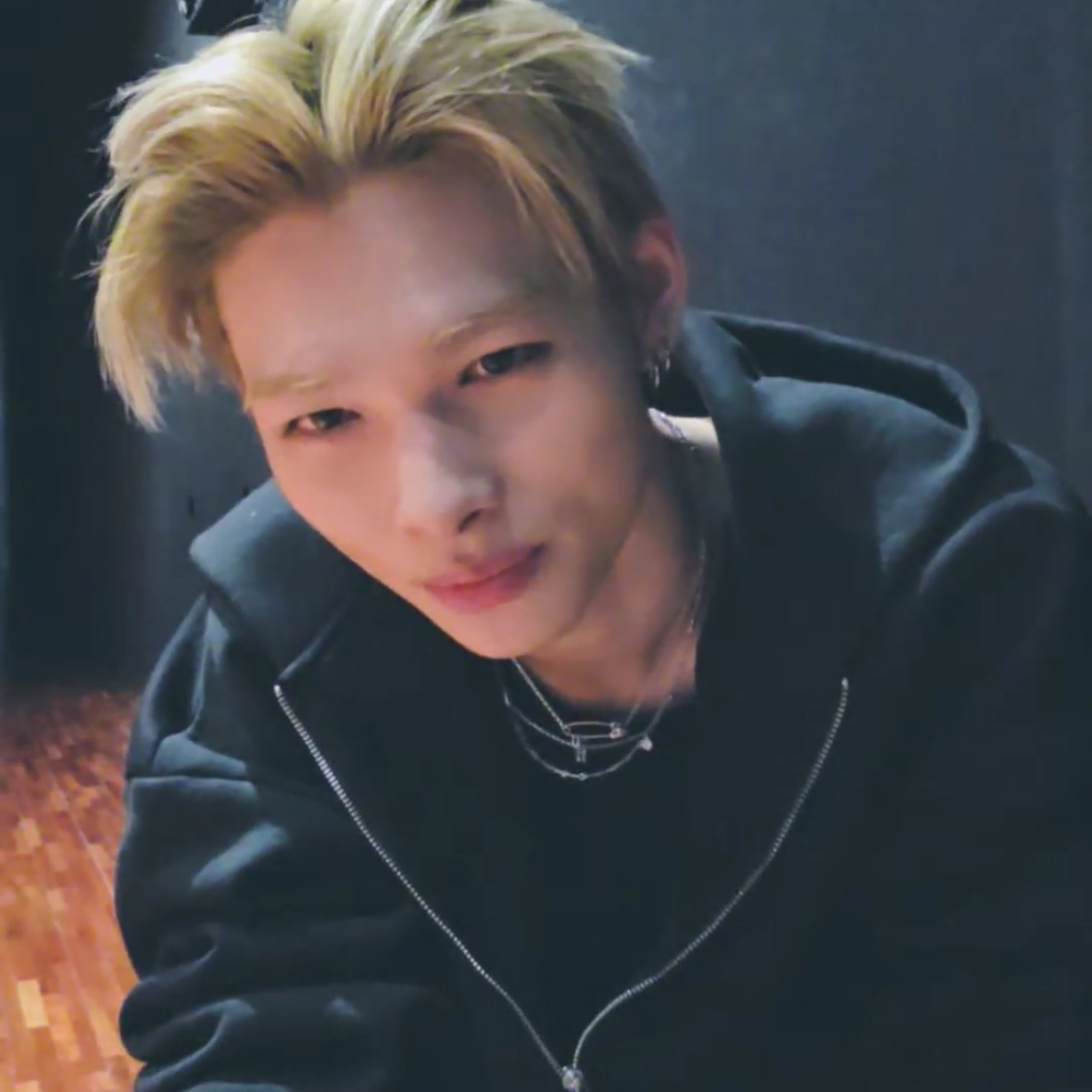 Potret di balik layar NI-KI (ENHYPEN)