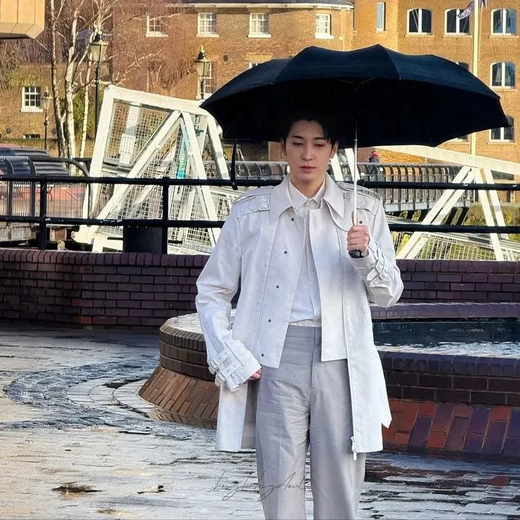 A moment captured by Wonwoo (SEVENTEEN)'s fan