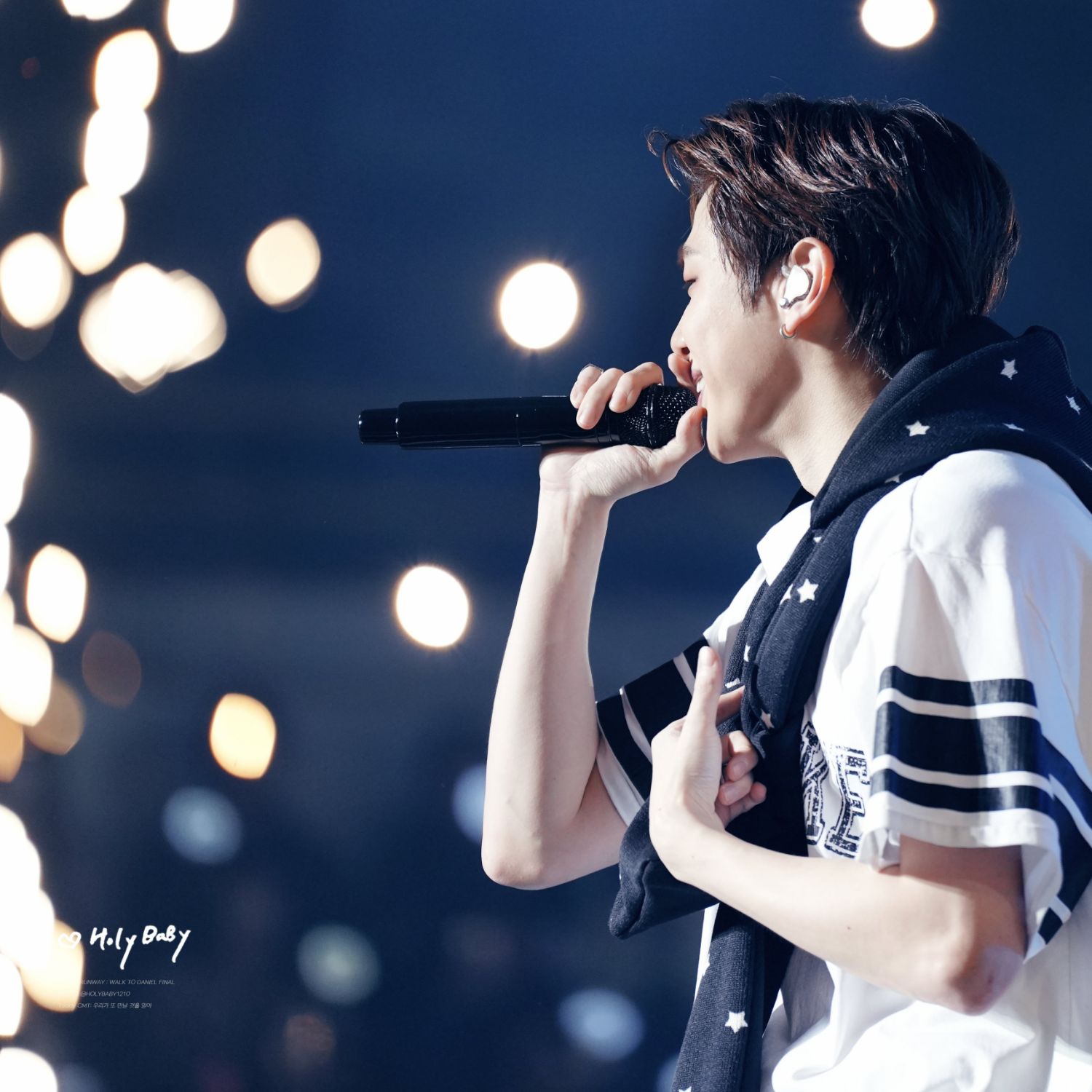 Latest photo of Kang Daniel