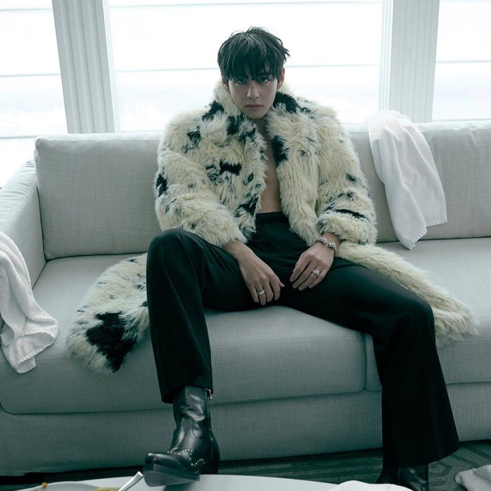 뷔 (방탄소년단)의 비하인드 컷