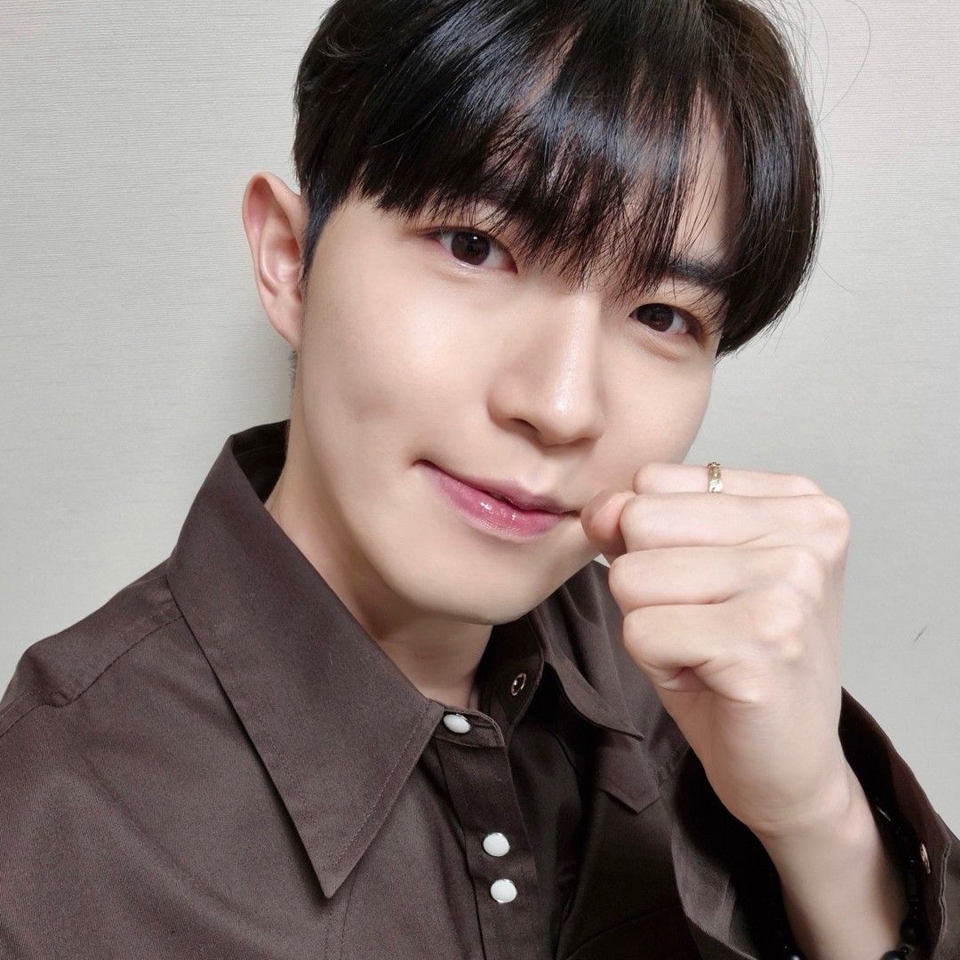 Behind-the-scenes cut of Kim Jaehwan