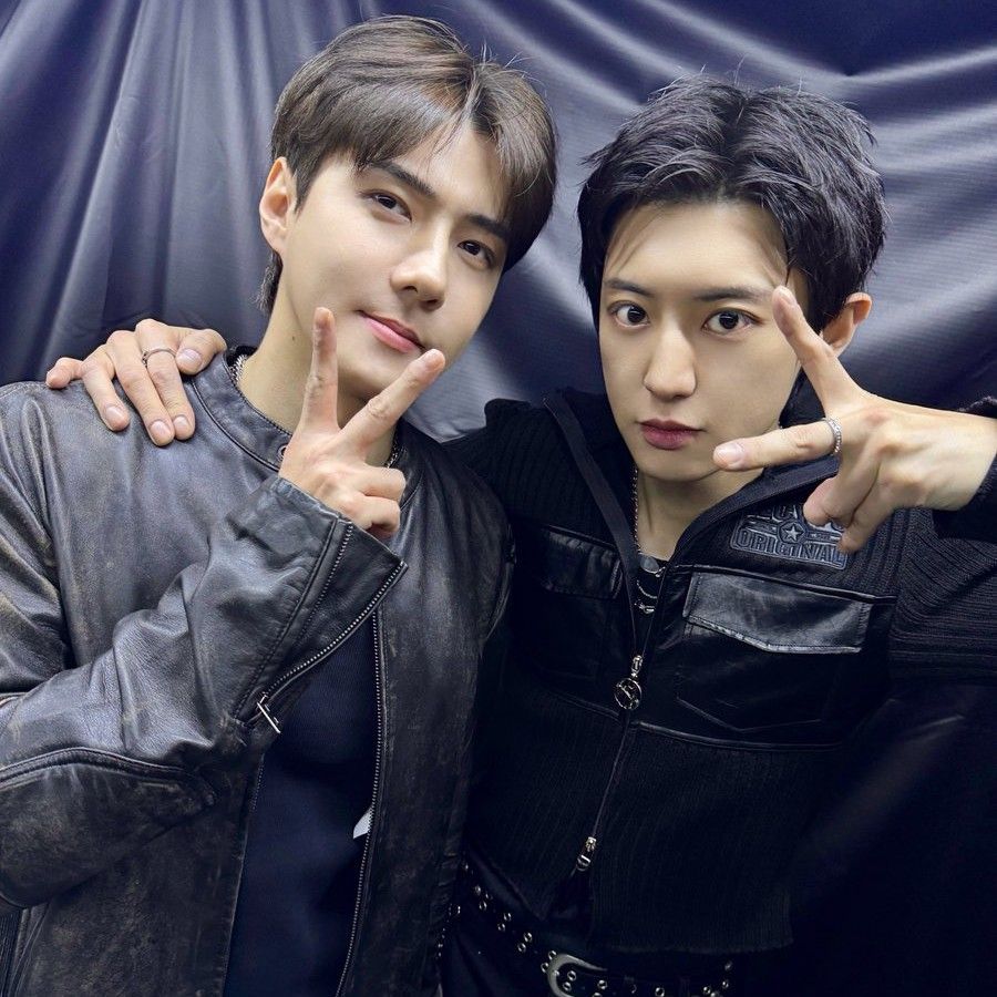 찬열 (EXO)의 비하인드 컷