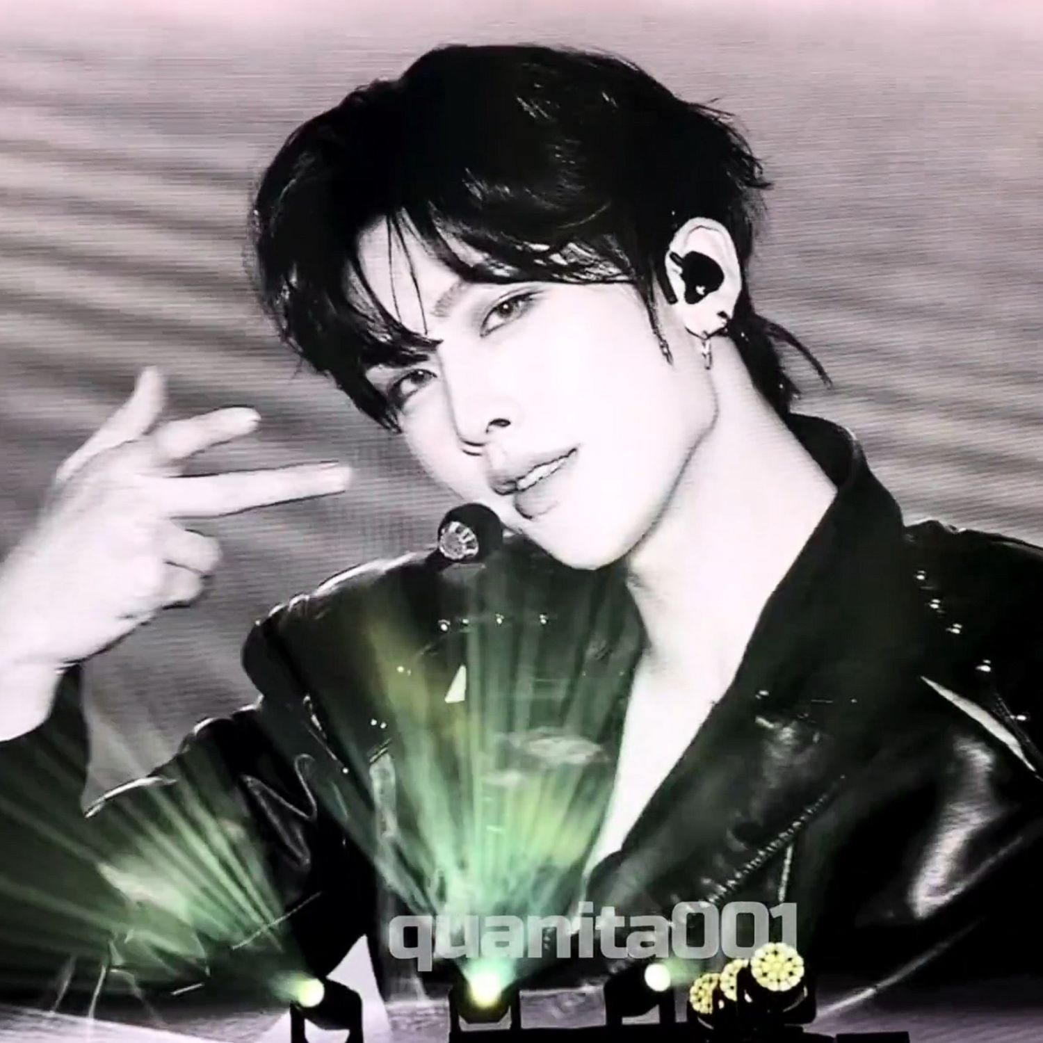 Foto aktivitas terbaru Ricky (ZEROBASEONE)