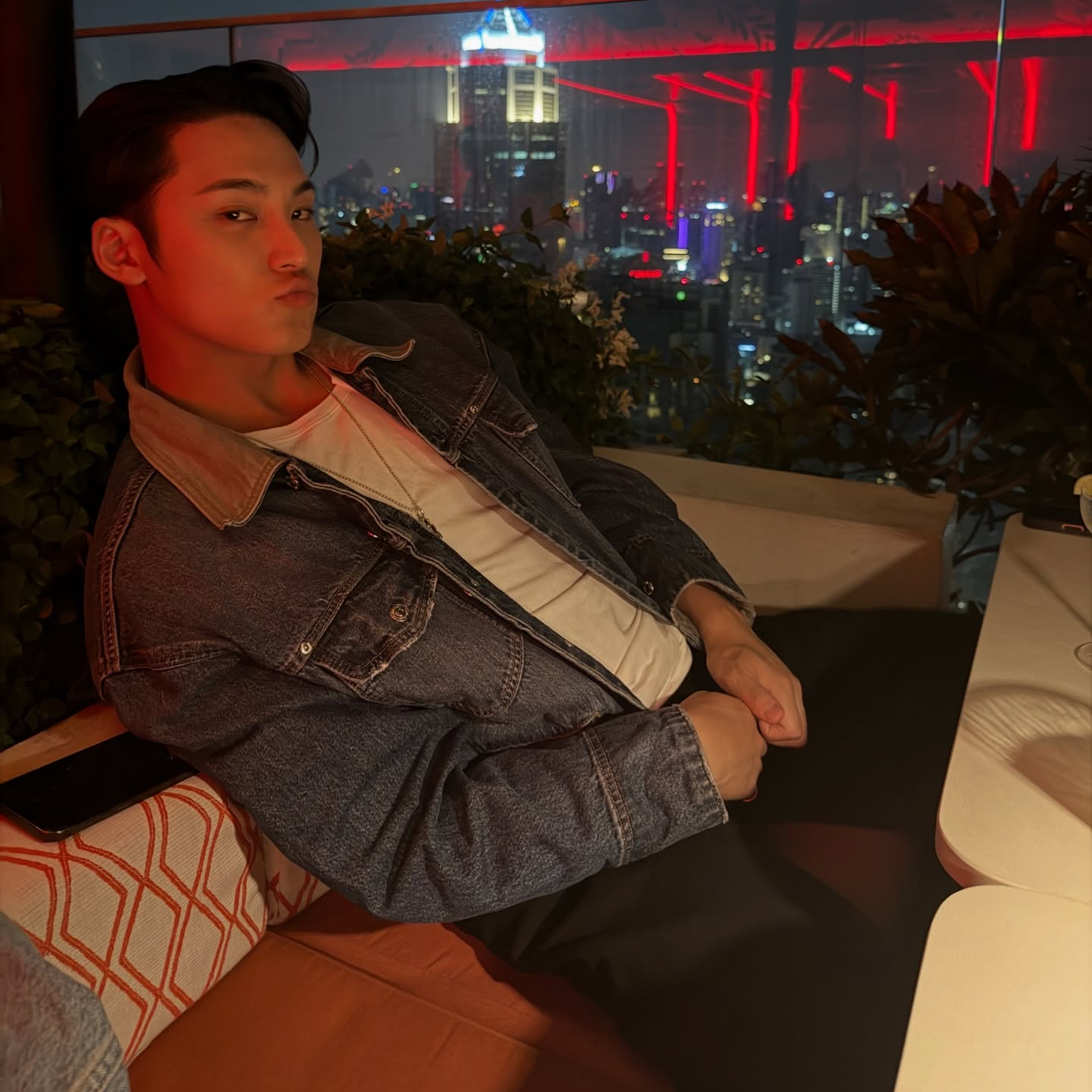 Latest photo of Mingyu (SEVENTEEN)