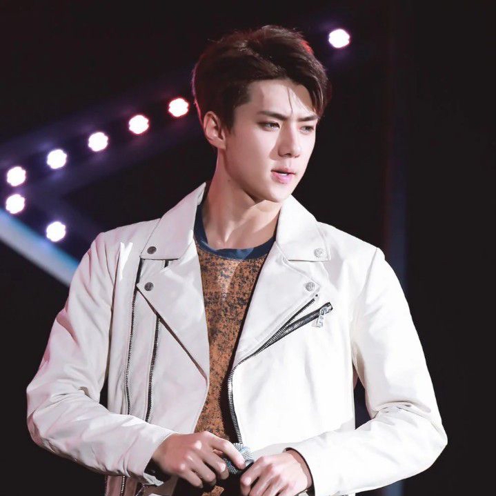 세훈 (EXO)의 최신 사진